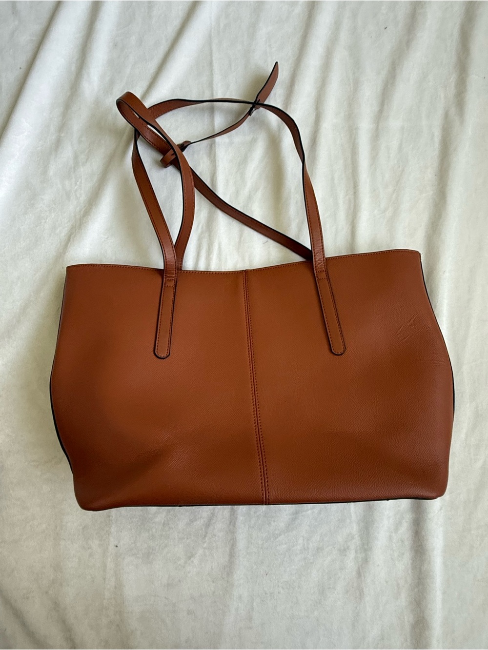 Classic Leather Tote in Cognac